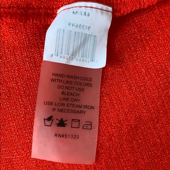 Vince Camuto Cold Shoulder Top - Picture 5 of 5